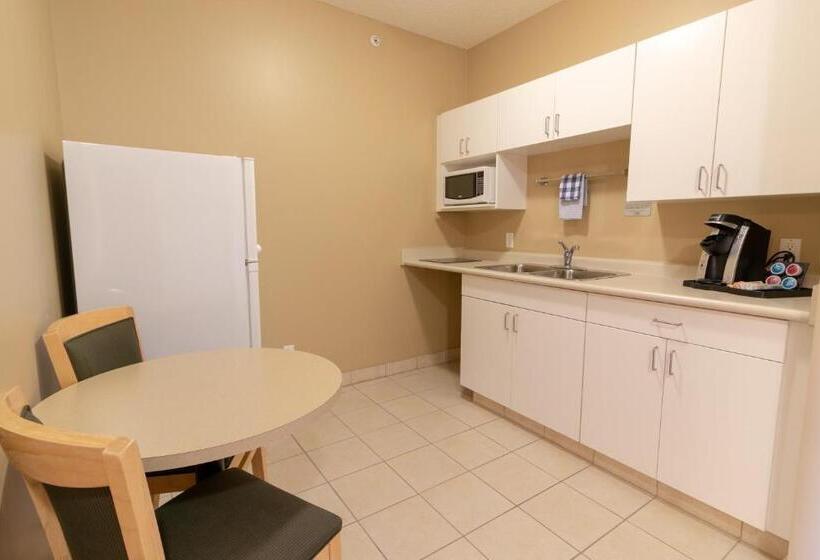 غرفة عائلية, The Kanata By Bcminns   Hinton