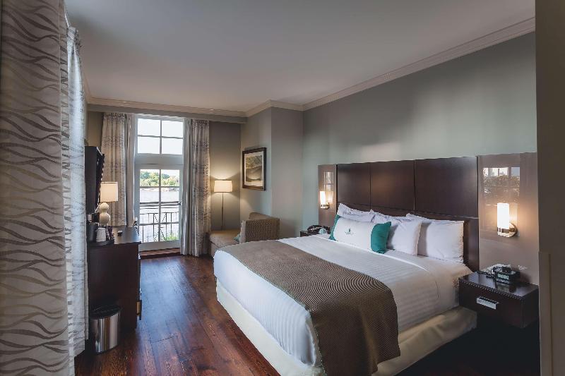 غرفة قياسية مطلّة علي النهر, The Cotton Sail Hotel, Tapestry Collection By Hilton