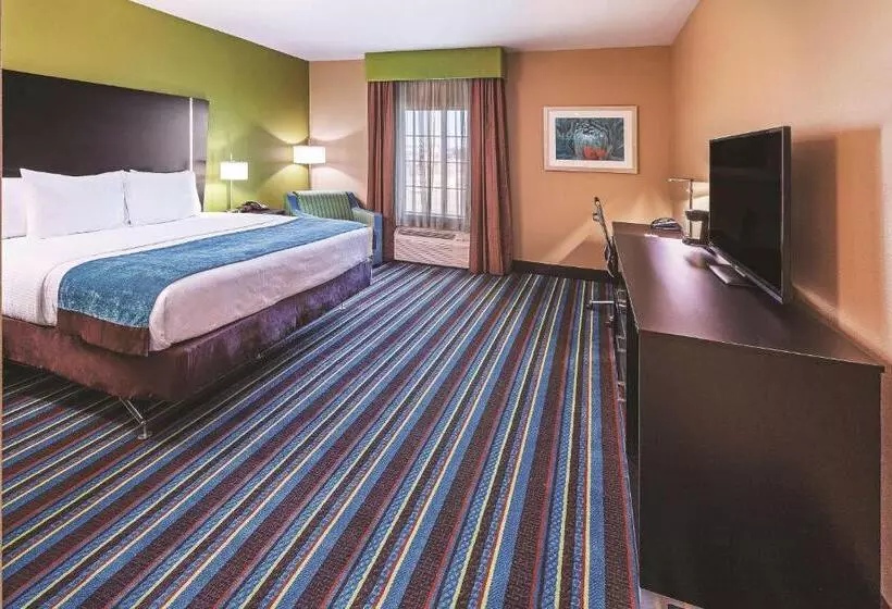 اتاق استاندارد با تخت بزرگ برای معلولان, La Quinta By Wyndham Muskogee