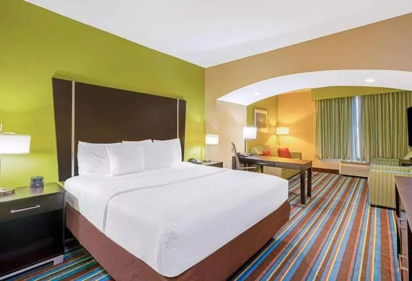 اتاق اجرایی با تخت بزرگ, La Quinta By Wyndham Muskogee