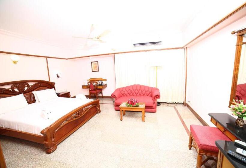 디럭스 룸, Mayura Residency