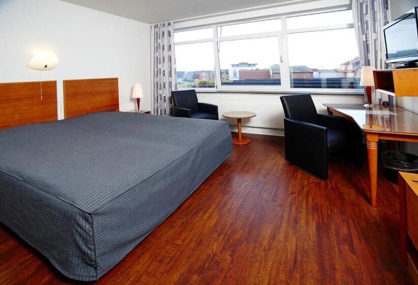 חדר סטנדרט, Medi