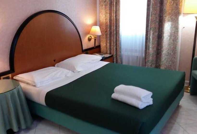 חדר סטנדרט, Principe