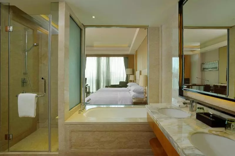 デラックスルーム, Sheraton Shenyang South City