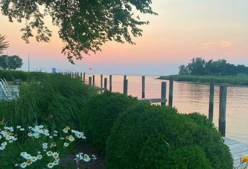 キングサイズベッドのスタンダードルーム, The Tilghman Island Inn