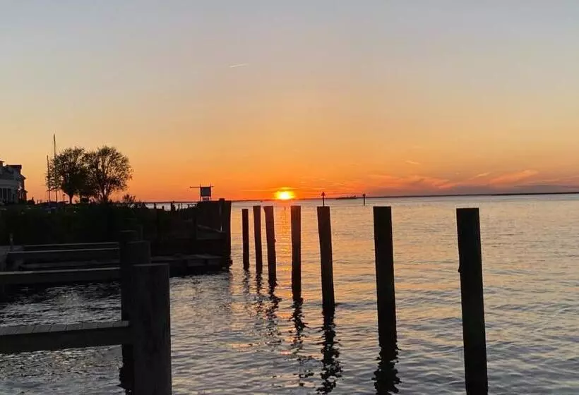 景色の見えるスタンダード４人部屋, The Tilghman Island Inn