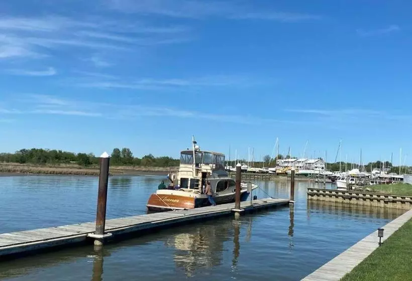 景色の見えるスタンダード４人部屋, The Tilghman Island Inn