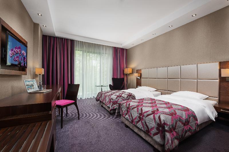 Номер бизнес-класса, Warszawianka