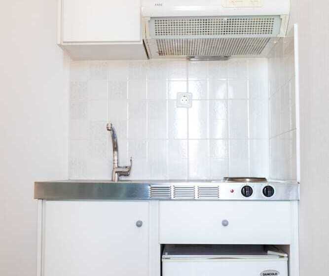 家族用アパートメント, Iris Skiathos