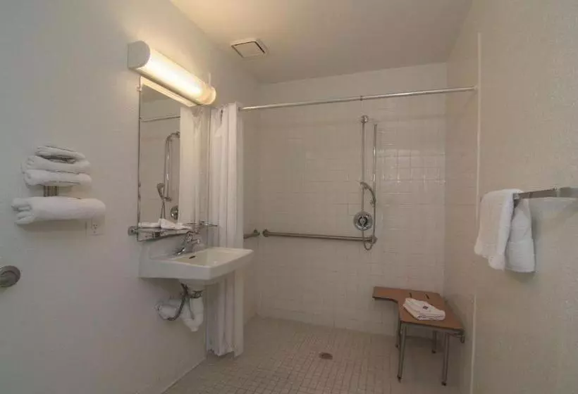 身障者適用スタンダードルーム, Motel 6indio, Ca  Palm Springs