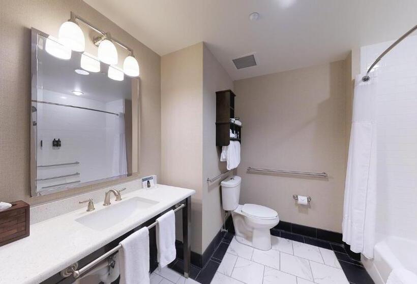 غرفة قياسية, The Inn By Sea Island