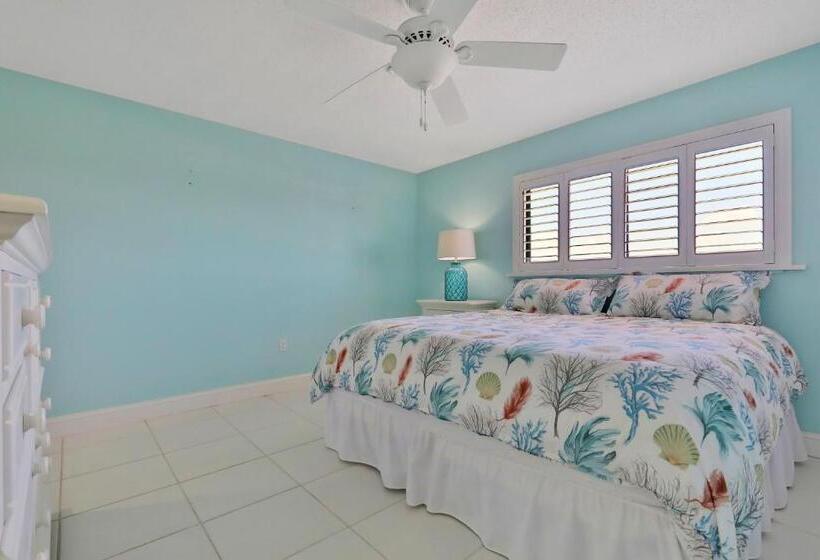 آپارتمان 2 خوابه, 2 Bed 2 Bath Apartment In Tampa Bay