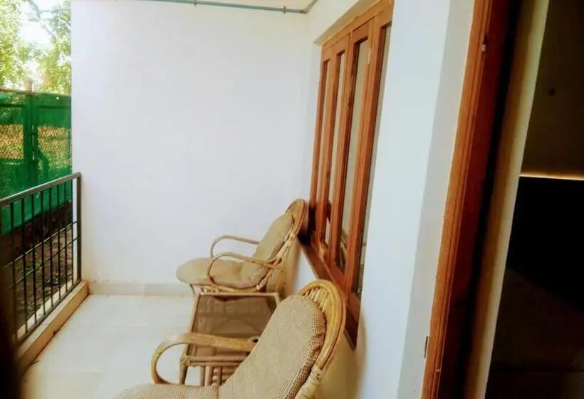 اتاق استاندارد با تخت بزرگ, Badami Heritage Resort