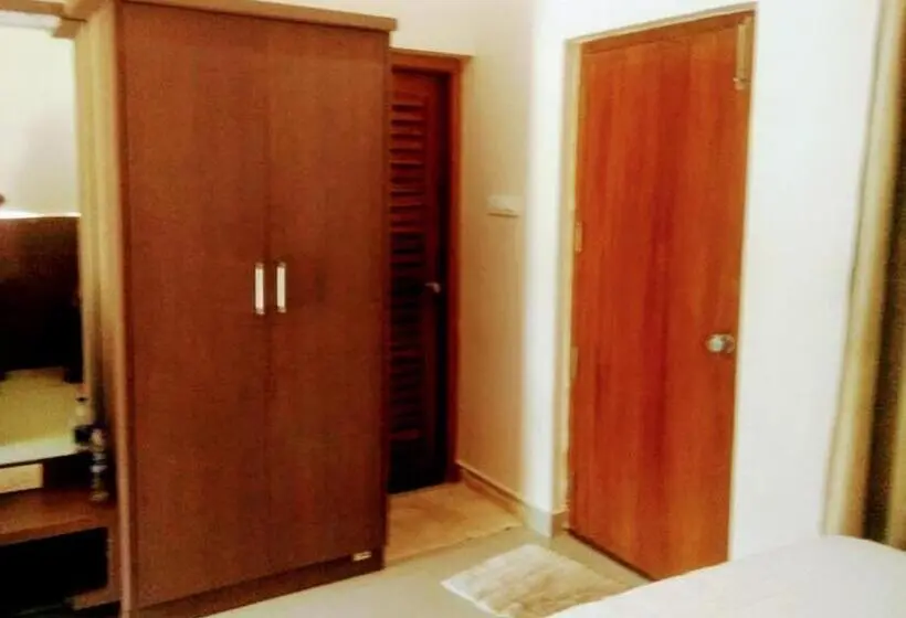 اتاق استاندارد با تخت بزرگ, Badami Heritage Resort