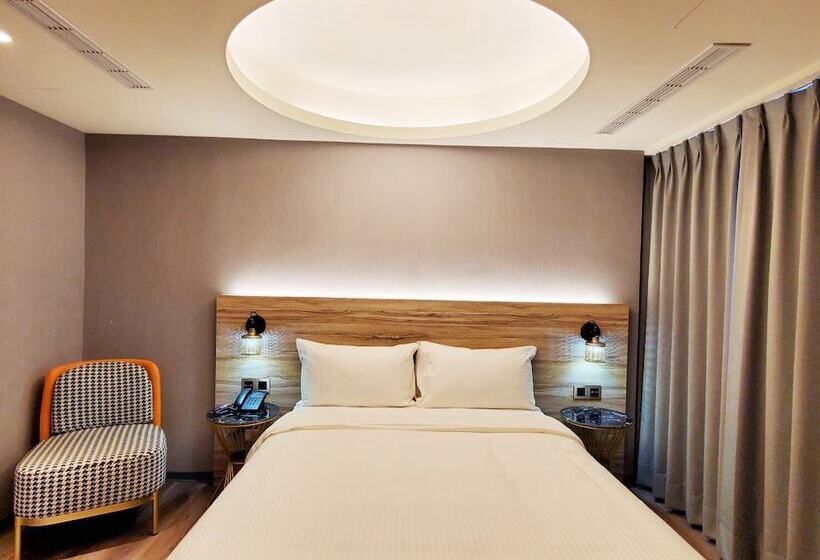 اتاق استاندارد, Hinoen