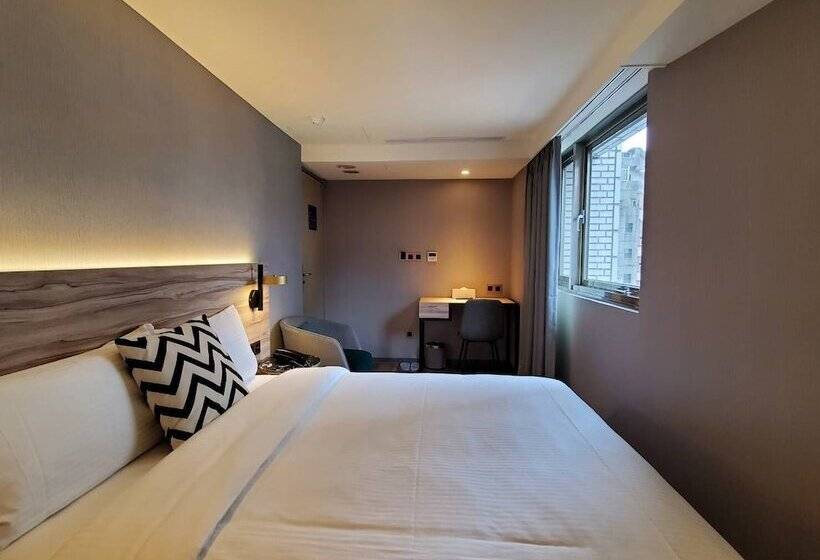 اتاق اکونومی, Hinoen