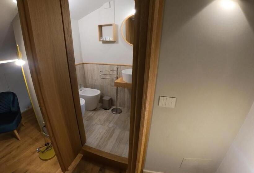 آپارتمان 1 خوابه با بالکن, Atenea Palace Rooms