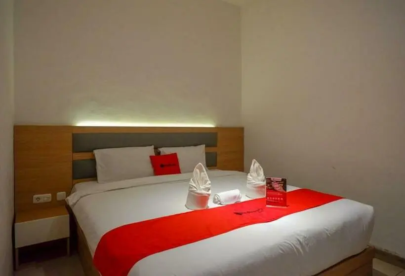 スーペリアールーム, Reddoorz Plus @ Losari Makassar