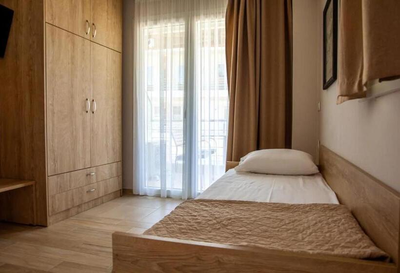 带1个卧室的高级公寓, Nikiti