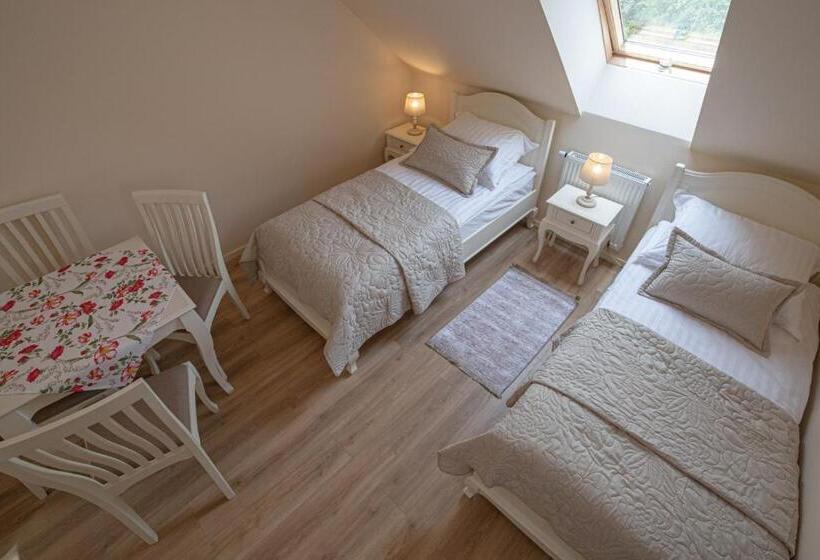 اتاق استاندارد چهار تخته, Rancho Zalec