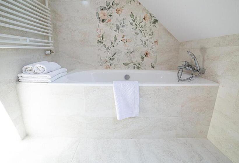 اتاق استاندارد, Rancho Zalec