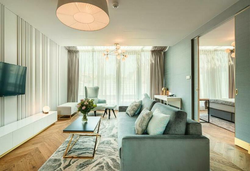 豪华套房, Ferreus Modern Art Deco