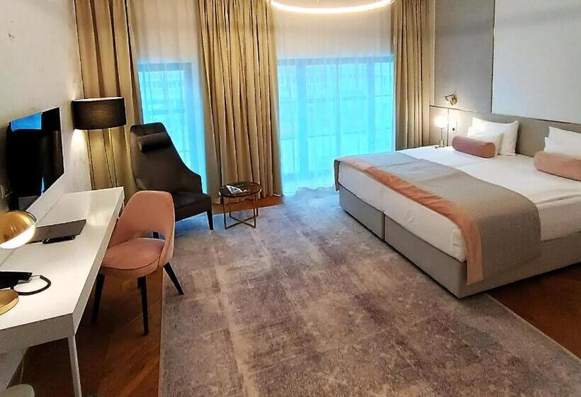 高级客房, Ferreus Modern Art Deco