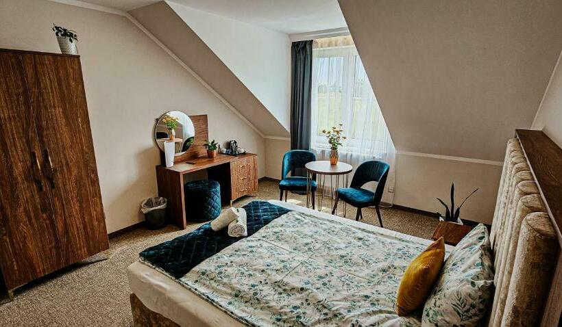 Quarto Estandar Individual, Pensjonat Miedziana Perła Lubin