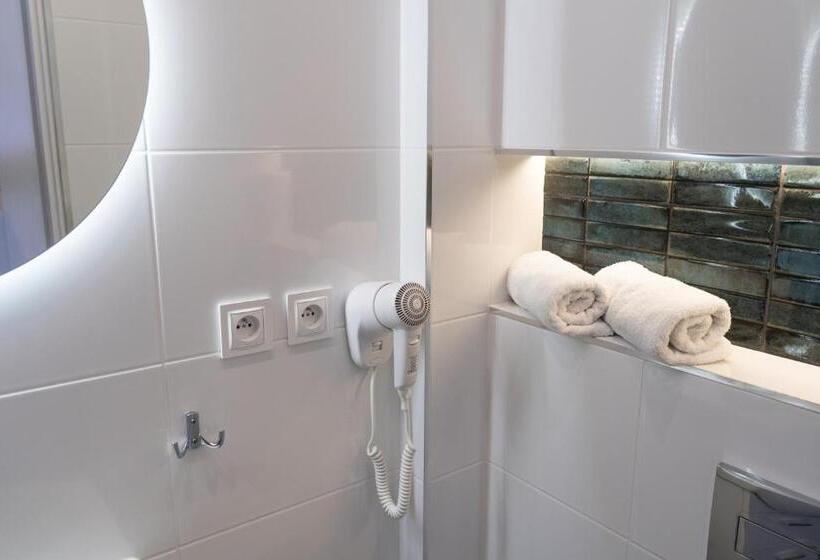 スタンダードスタジオ, Konik Morski