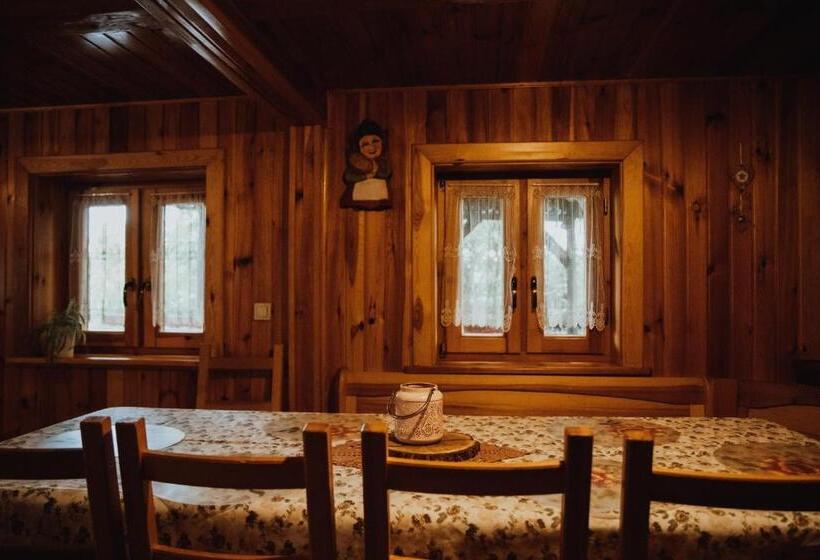 בקתת חדר, Jasminowe Wzgorze