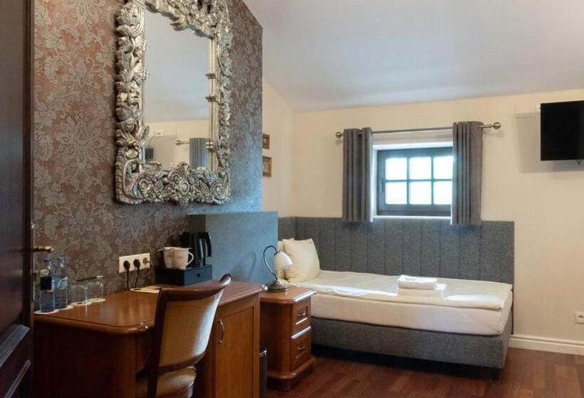 חדר סטנדרט, Kanclerz