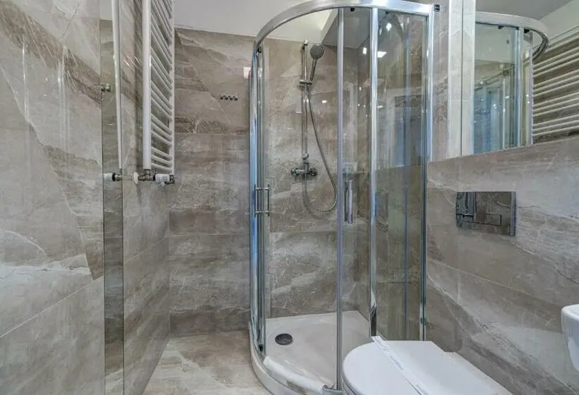Huoneisto 1 Makuuhuone, Apartamenty Rondo