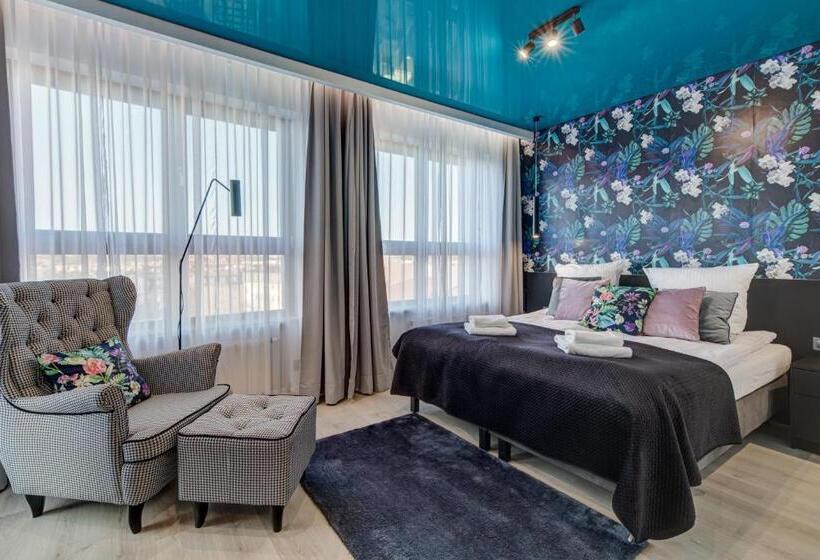 阁楼房, Apartamenty Rondo