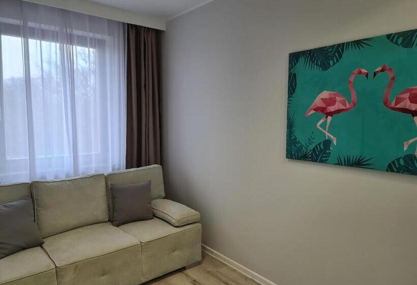 带1个卧室的高级公寓, Apartamenty Rondo