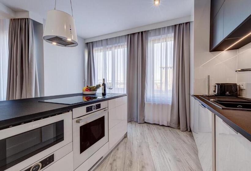 带1个卧室的顶楼公寓, Apartamenty Rondo