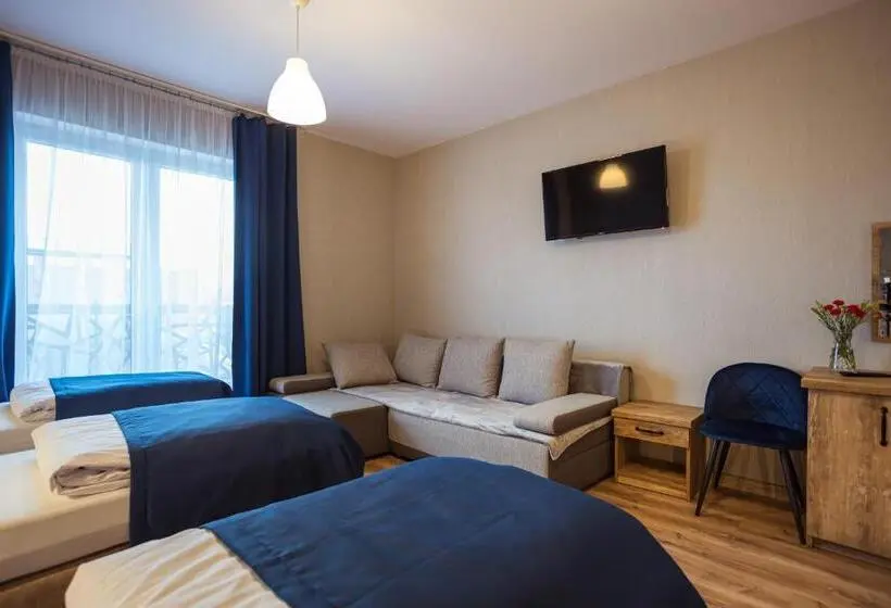 Deluxe Neljän Hengen Huone, Origami Prestige