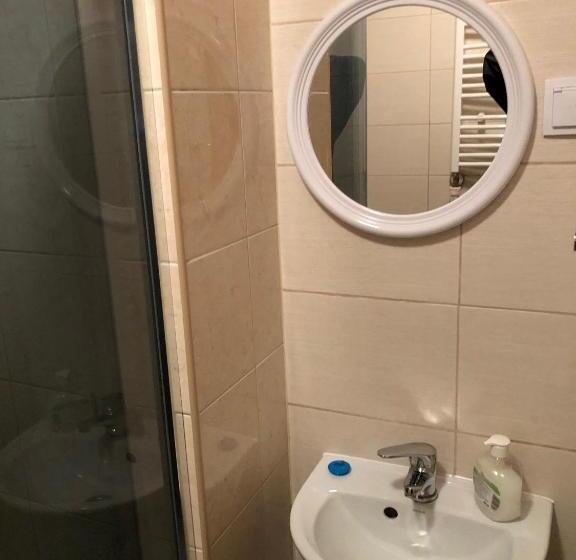 غرفة قياسية, Bieszczadzki Klin Bklin