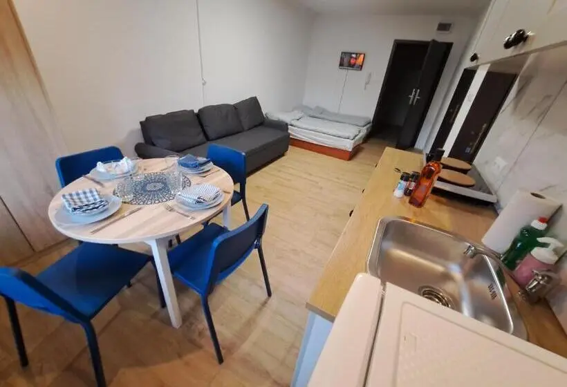 スタンダード４人部屋, Noclegi Przy Browarnej
