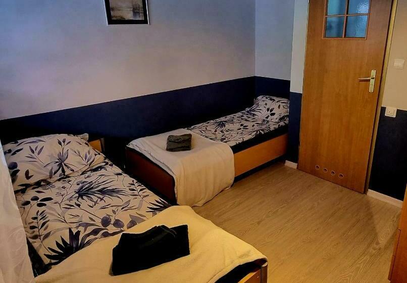 غرفة كلاسيكية رباعية, Mazurski Kubryk