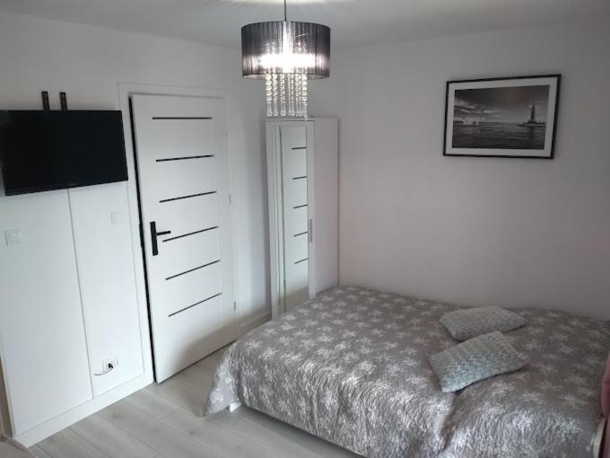 Quarto Triplo Estandar, Willa Alan