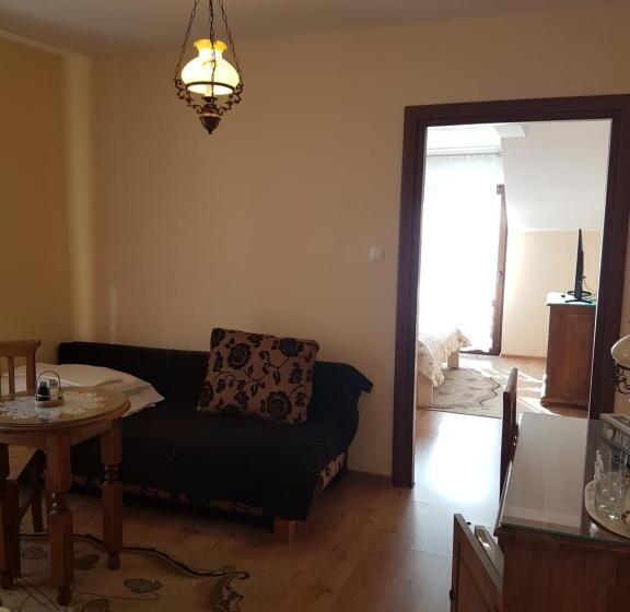 إستوديو قياسى ذو إطلالة, Gościniec Groblice