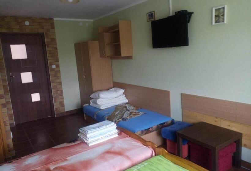 Номер Стандарт Трехместный, Zajazd U Lecha Pokoje Sucha Rzeczka 3b Kuchnia Regionalna I Lytewska