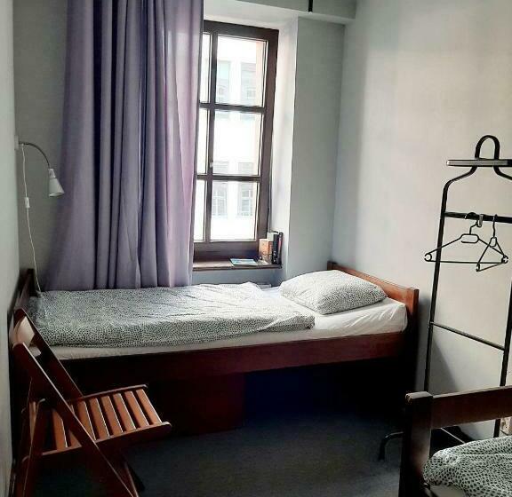 اتاق استاندارد چهار تخته, W Rynku