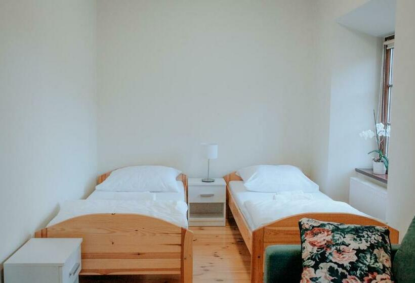 اتاق استاندارد, Zamkowa, Pokoje Gościnne