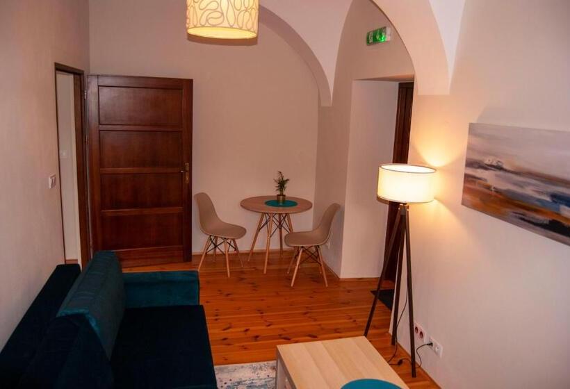 سوئیت با تخت بزرگ, Zamkowa, Pokoje Gościnne