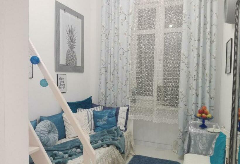 اتاق استاندارد سه نفره, Dobranoc