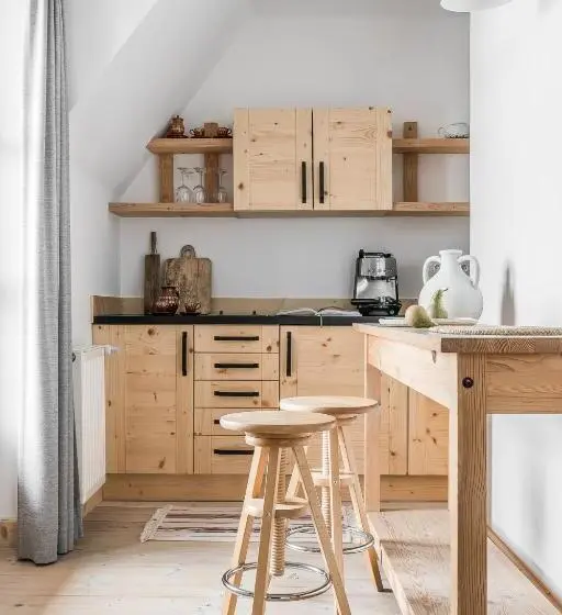 Duplex-sviitti, Dom Wysoki