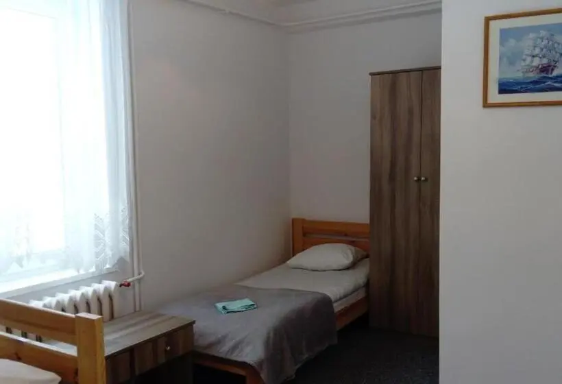 Standard Kolmen Hengen Huone, Noclegi Jachtklub Elbląg