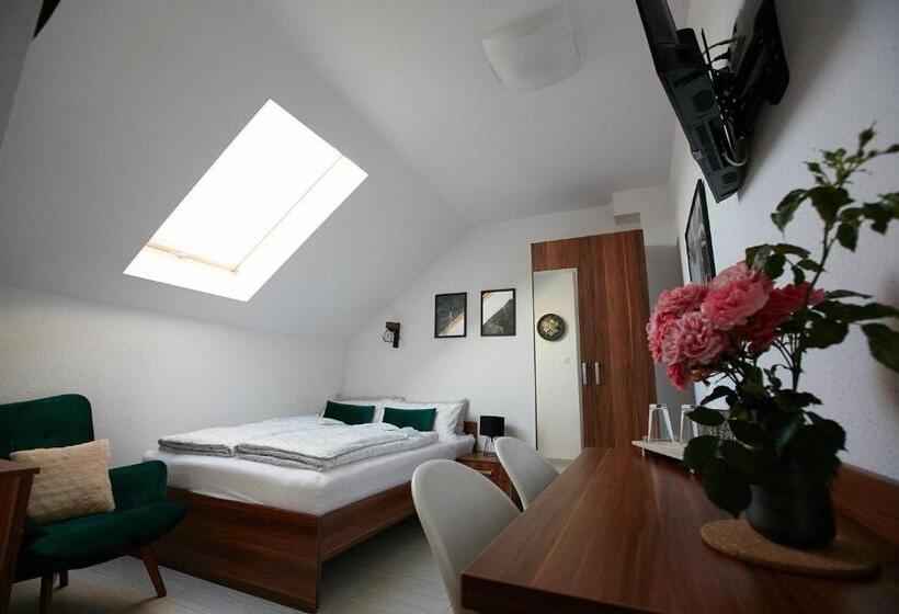 スタンダードルーム, Siedlisko Vincent