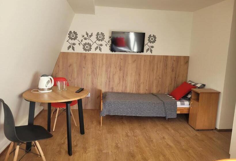 Economy Triple Room, Willa Wiesia Rabka Zdrój